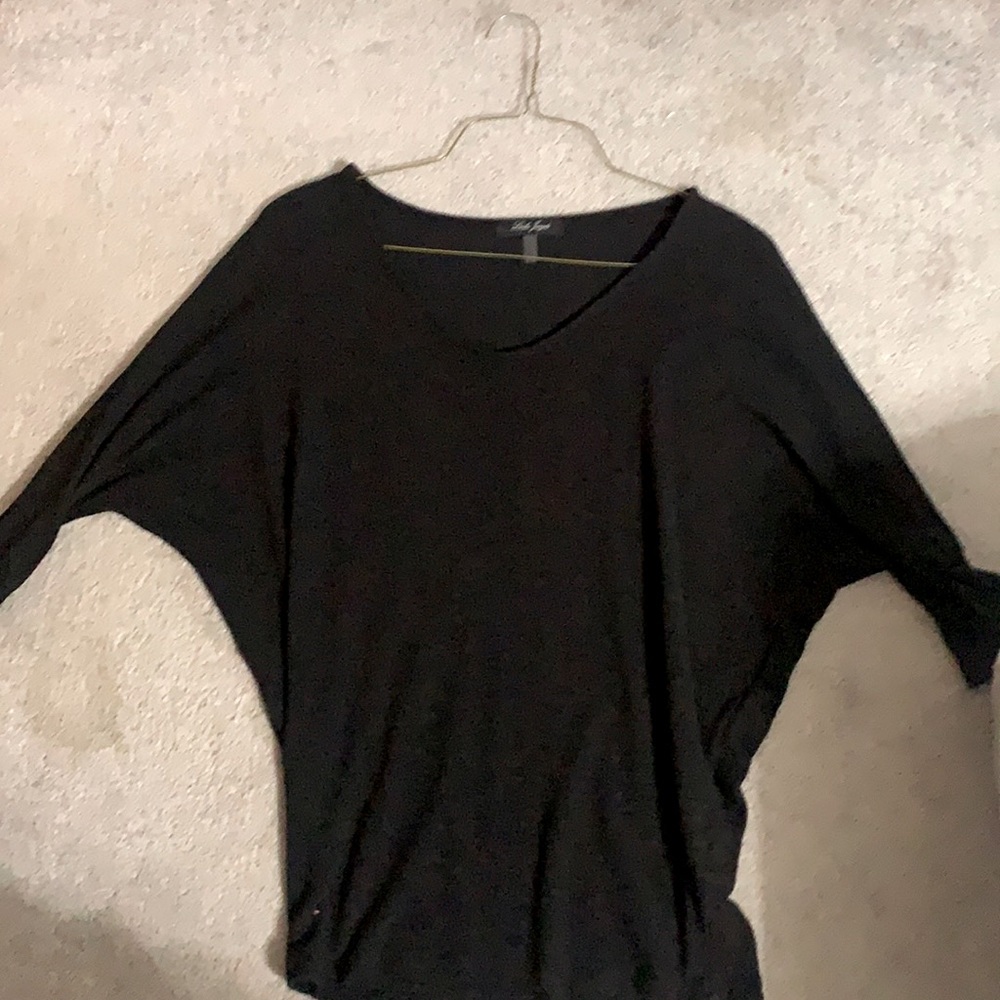 3/4 sleeve knit black top